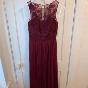 NWT David’s Bridal Sleeveless Bridesmaid Dress